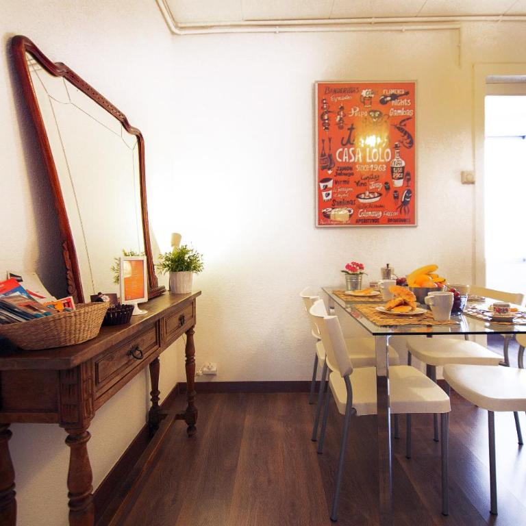 Casa Tortilla Sagrada Familia - Two-Bedroom Apartment - 9