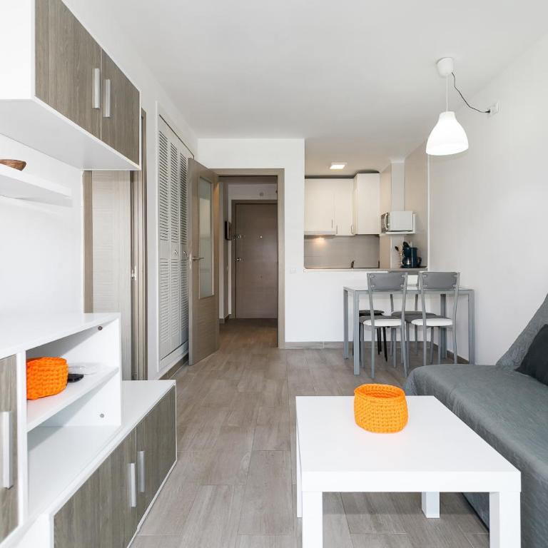 UHC Pino Alto Apartments AACC - Apartment with Terrace - 8