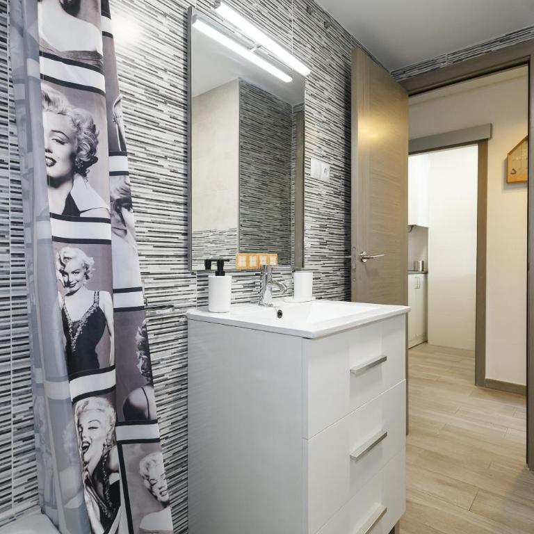 UHC Pino Alto Apartments AACC - Apartment with Terrace - 15