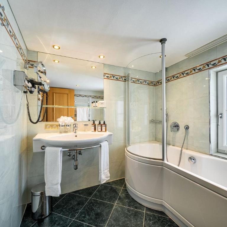 Hotel Tannbergerhof im Zentrum von Lech - Junior Suite - 2