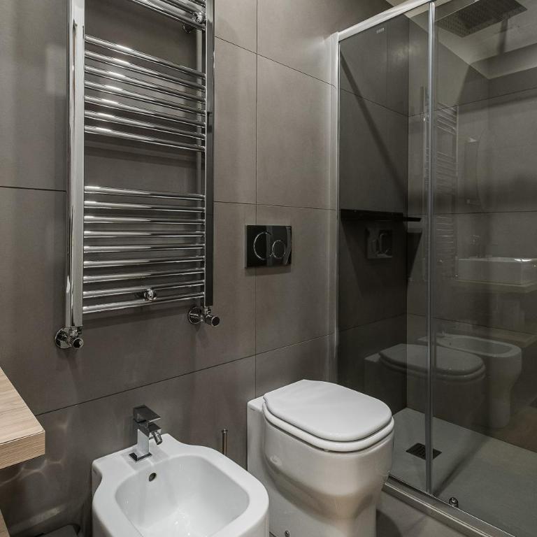 Fragole Suite - Apartment with Shower - 22