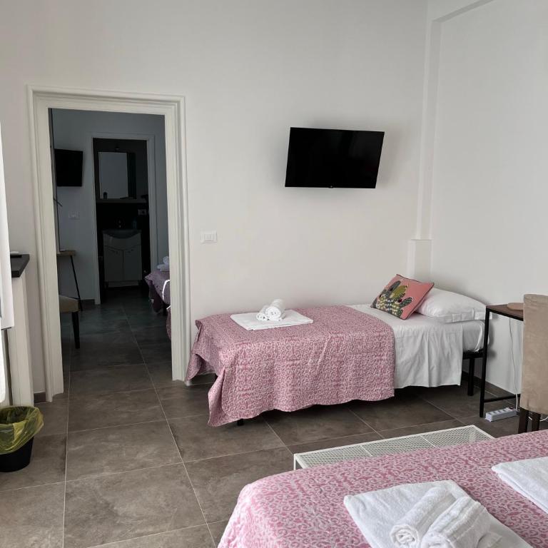CapoDiLucca40 - Family Double Room - 3