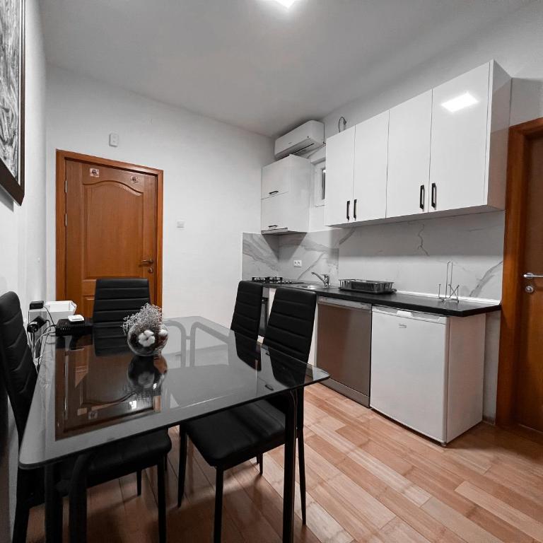 Stan na dan Sebastijan - Apartman sa 2 Spavaće Sobe - 3