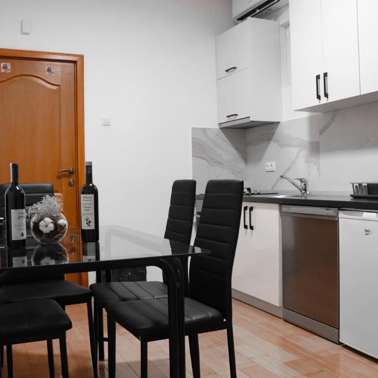 Stan na dan Sebastijan - Apartman sa 2 Spavaće Sobe - 4