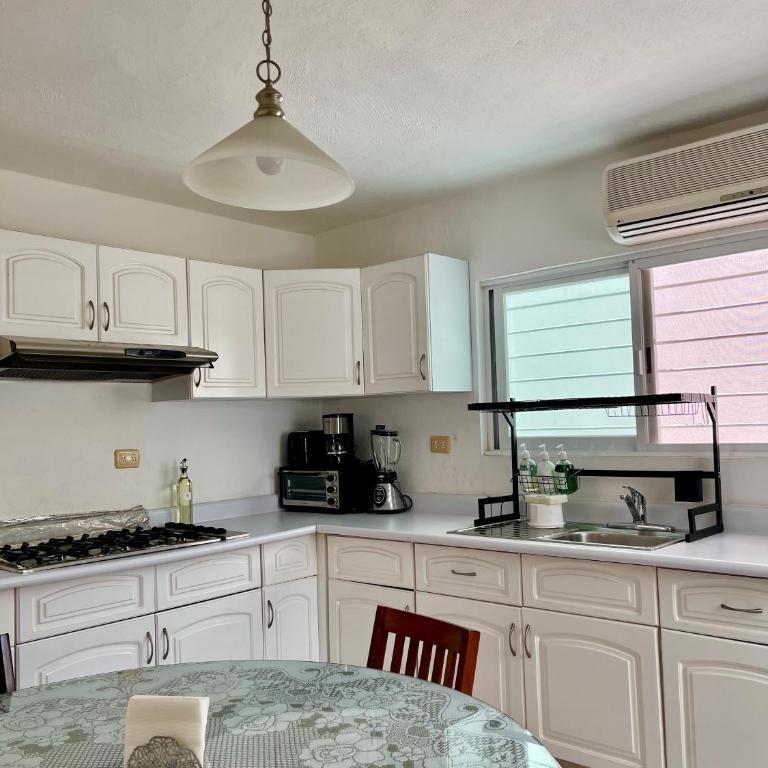 Casa Familiar para hospedaje privado en Mérida - Casa de 3 dormitorios - 85