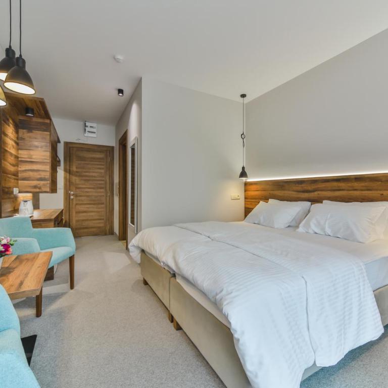 Hotel Vladimir - Deluxe Double or Twin Room - 9