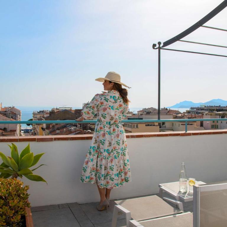 BW Premier Collection Mondial - Suite Prestige - Vue sur Mer - 2