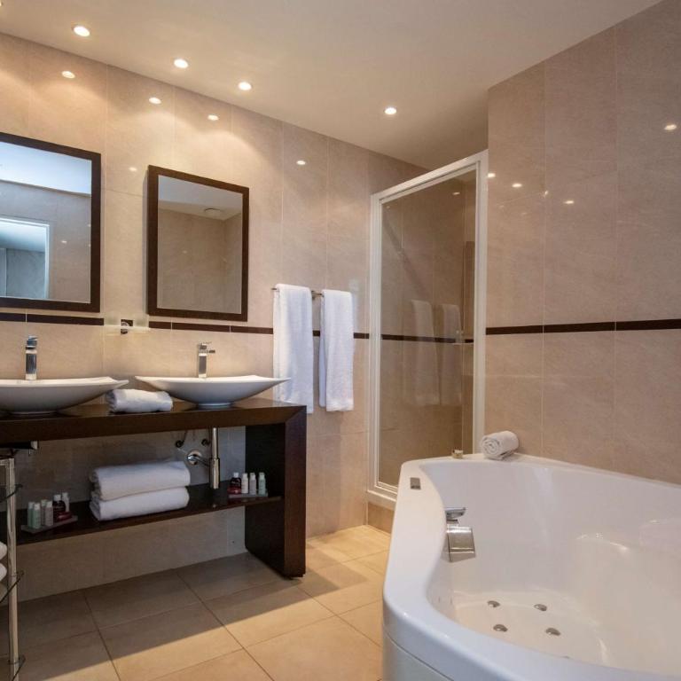 BW Premier Collection Mondial - Suite Prestige - Vue sur Mer - 6