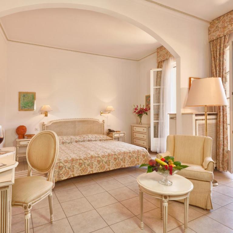 Hotel Tamaro - Camera Matrimoniale con Vista Cortile - 1