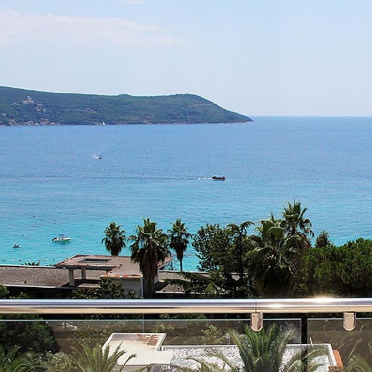 Swiss Residence Montenegro - Double Room with Balcony and Sea View - 10
