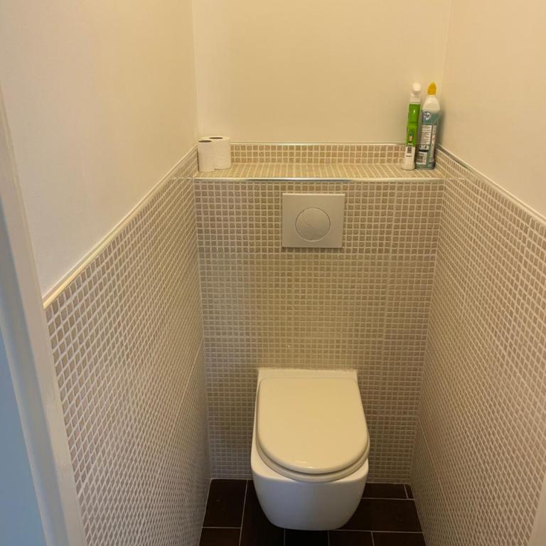 Bel appartement composé de deux chambres - Two-Bedroom Apartment - 2