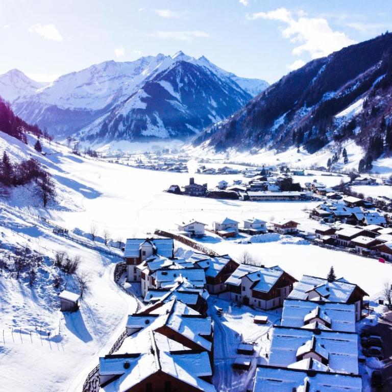 Modern Mountain Apart directly by Skiing area - Apartment - 1