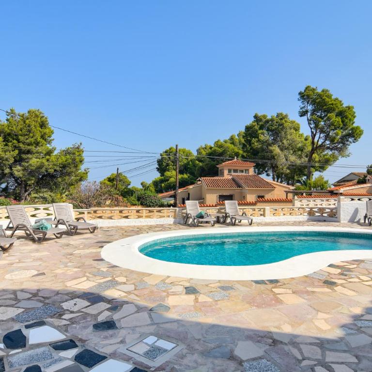 Villa for 10 with swimming pool and sea view - Villa - 4