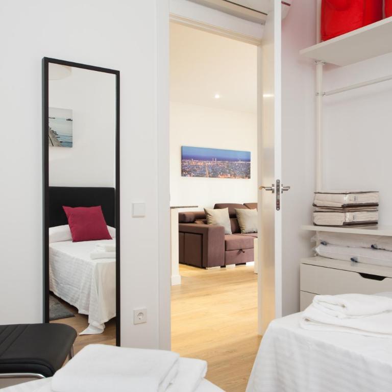 Key San Pau House Terrace - Barcelona - Six-Bedroom Apartment - 5