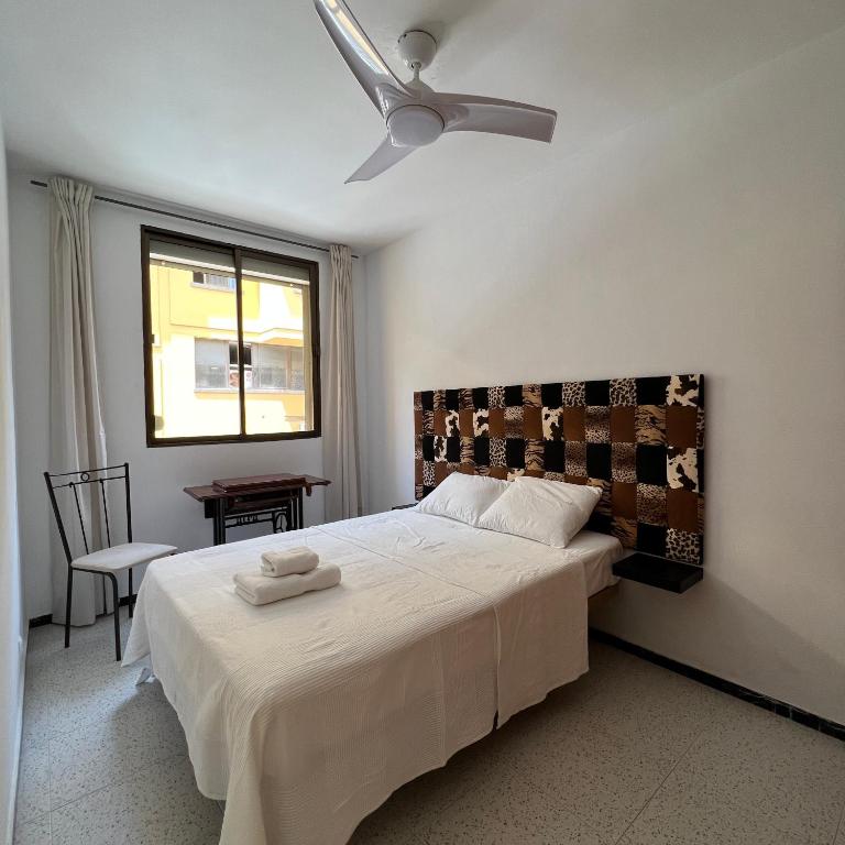 Spacious 4 Bedrooms apartment for family or several friends - Apartment - 9