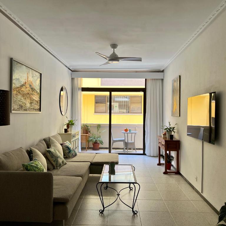 Spacious 4 Bedrooms apartment for family or several friends - Apartment - 27