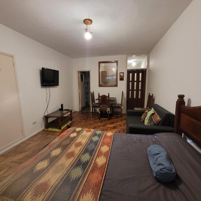 Departamento - Monoambiente - Frente al Shopping Paseo Aldrey - SE RESERVA CON SEÑA - One-Bedroom Apartment - 2