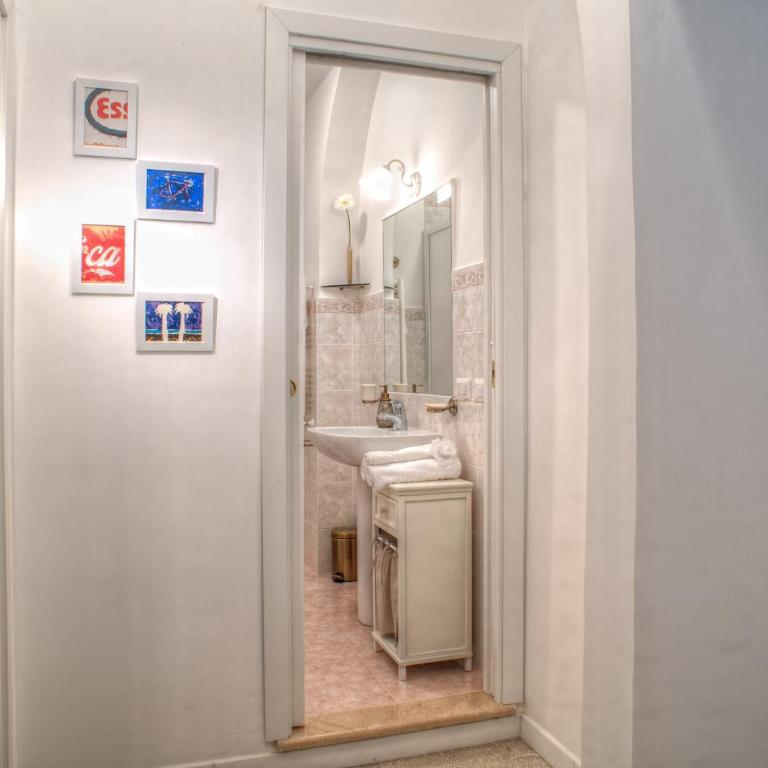 Romance al Colosseo - Appartamento con 3 Camere da Letto - 31