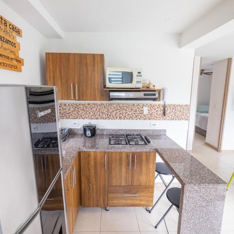 Acogedor fresco iluminado rodeado de naturaleza apartasol en el Quindío - Apartamento de 2 dormitorios - 21