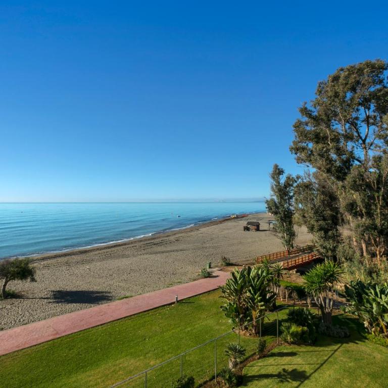 Apt 212 Heaven Beach Apartments, Guadalmansa Playa - Apartamento con vistas al mar - 52