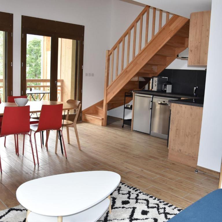 Appartement Neuf avec Balcon à 400m des Remontées Mécaniques - Capacité 5 Personnes - FR-1-464-209 - Appartamento - 1