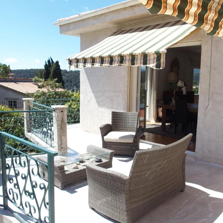 Très jolie villa à Vence - Villa avec Piscine Privée - 10