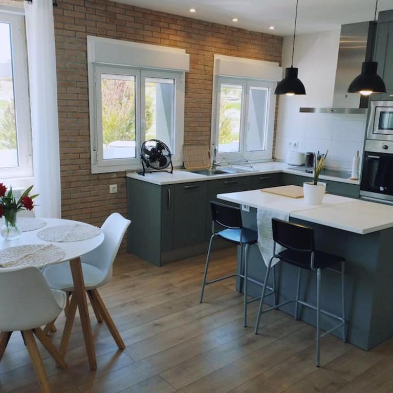 Precioso apartamento en Pamplona junto al centro - Two-Bedroom Apartment - 8