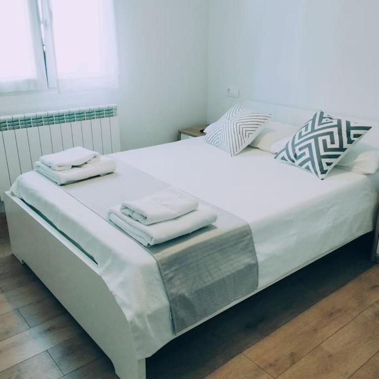 Precioso apartamento en Pamplona junto al centro - Two-Bedroom Apartment - 3