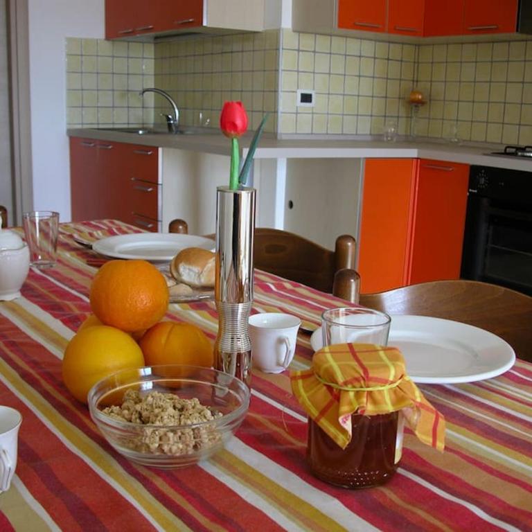 via dessi Orosei - Appartamento con 2 Camere da Letto - 18