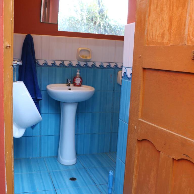 AMANTANI LODGE LoveLand - Standard Double Room with Shared Bathroom - 3
