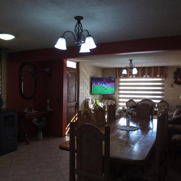 Santa Elena de Maipo Home - Double Room with Private Bathroom - 15