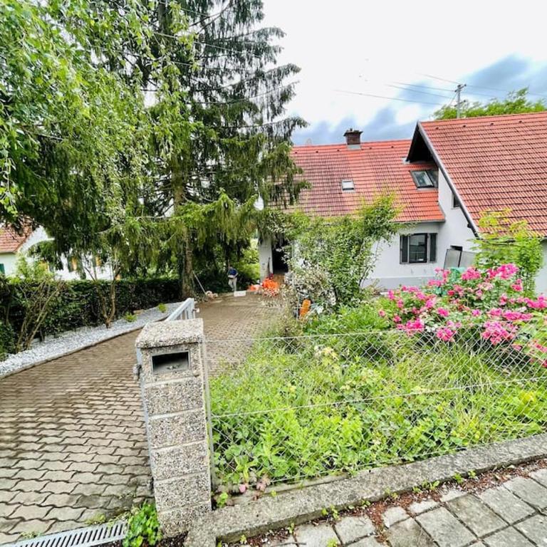 Freiblick 1 Bad Glbg mit Garten Top1 - Appartement 1 Chambre - 25