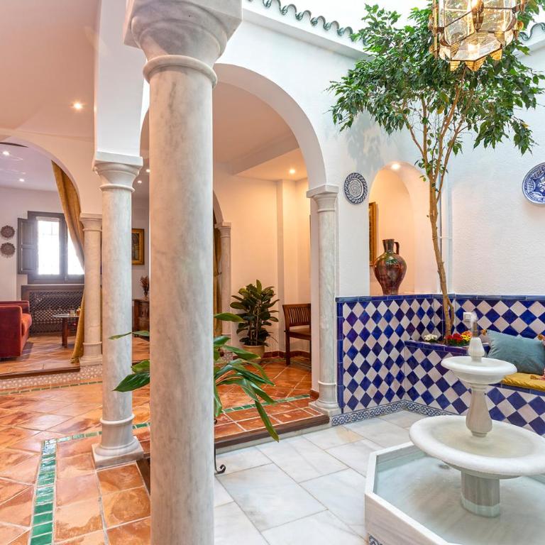 Morayma House Terrace with views to Alhambra - Three-Bedroom House - 6