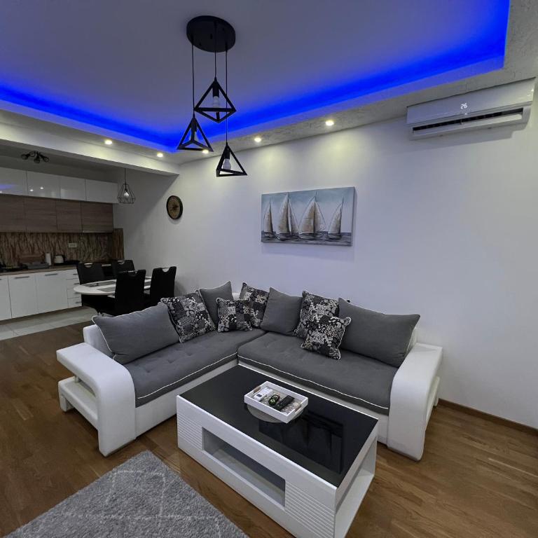 White Cloud by Rent a Car MI - Apartman sa 1 Spavaćom Sobom - 3