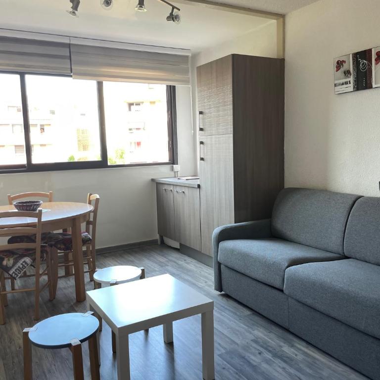 Fréjus, Studio dans résidence avec Piscine - Appartement 1 Chambre - 3