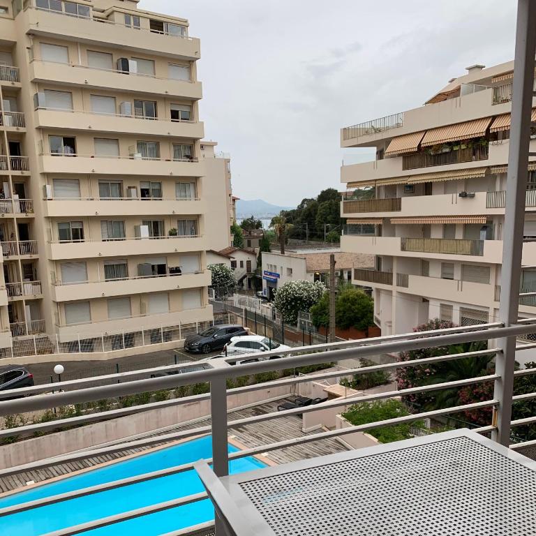 Appartamento tranquillo, parcheggio, 150 metri dal mare, piscina - Appartement 1 Chambre - 2