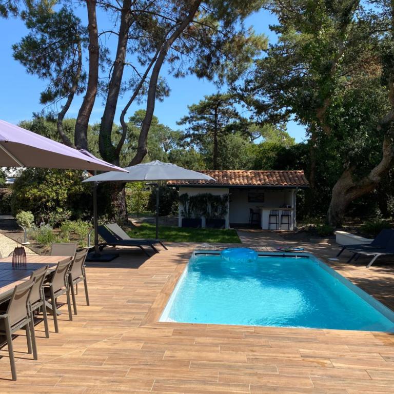 Villa de charme avec piscine à 500m des plages - Villa - 11