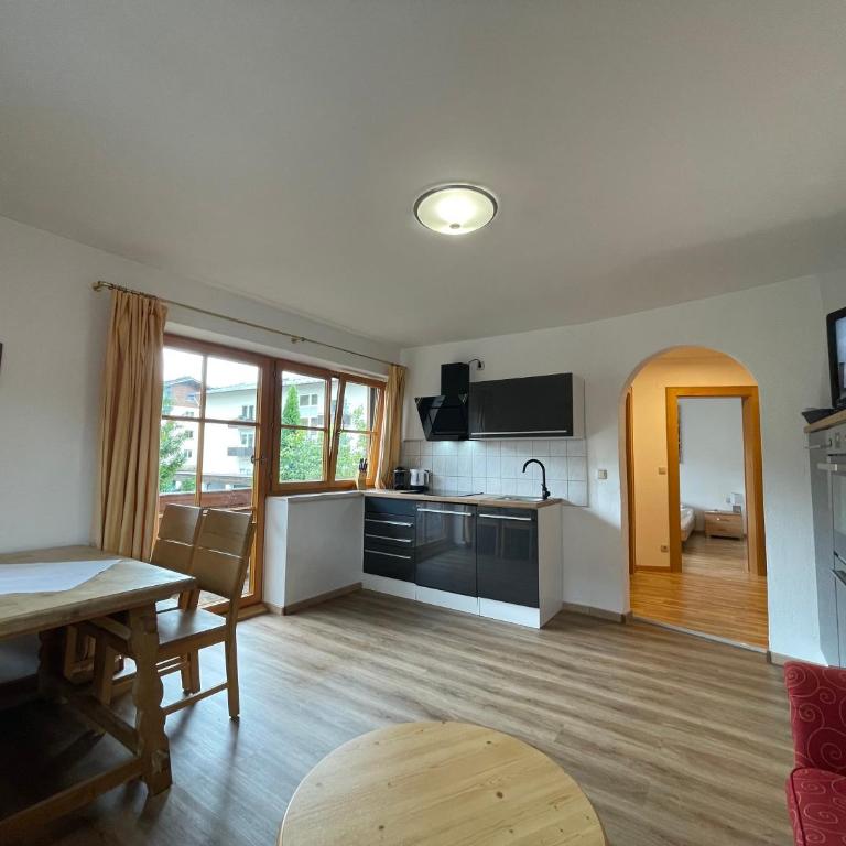 Haus Monika - Apartment mit 1 Schlafzimmer und Balkon - 2
