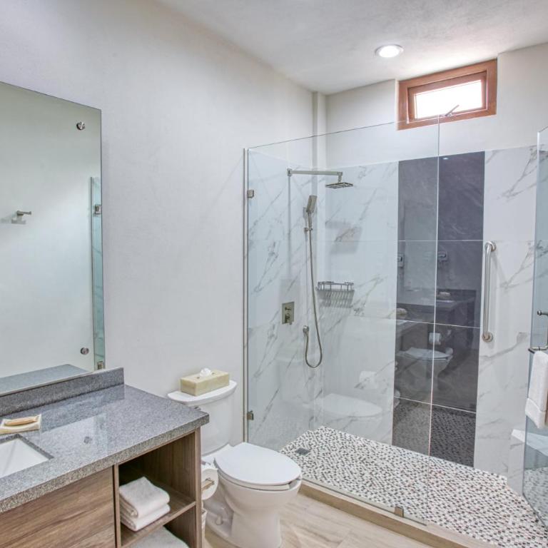 Casa Nicole Boutique Hotel - Habitación Cuádruple con ducha - 5