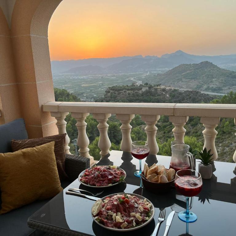 VILLA CASA JOLI in Oliva with private pool and stunning views - Casa de 4 dormitorios - 2