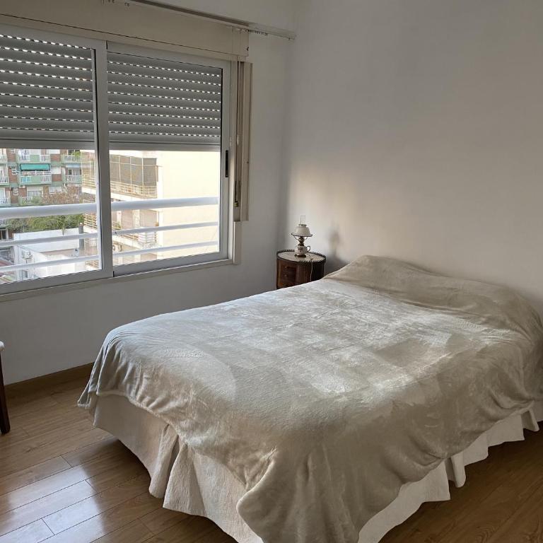 Hermoso departamento sobre Cabildo y contrafrente - Apartamento de 1 dormitorio - 12