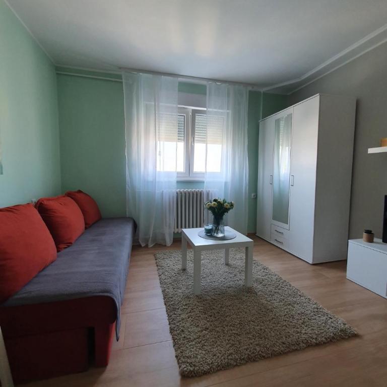 Home, sweet home - One-Bedroom Apartment - 3