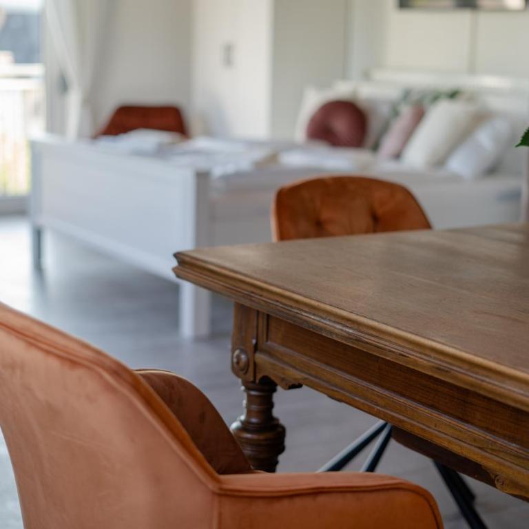 Rooms21 - Apartment mit Balkon - 7