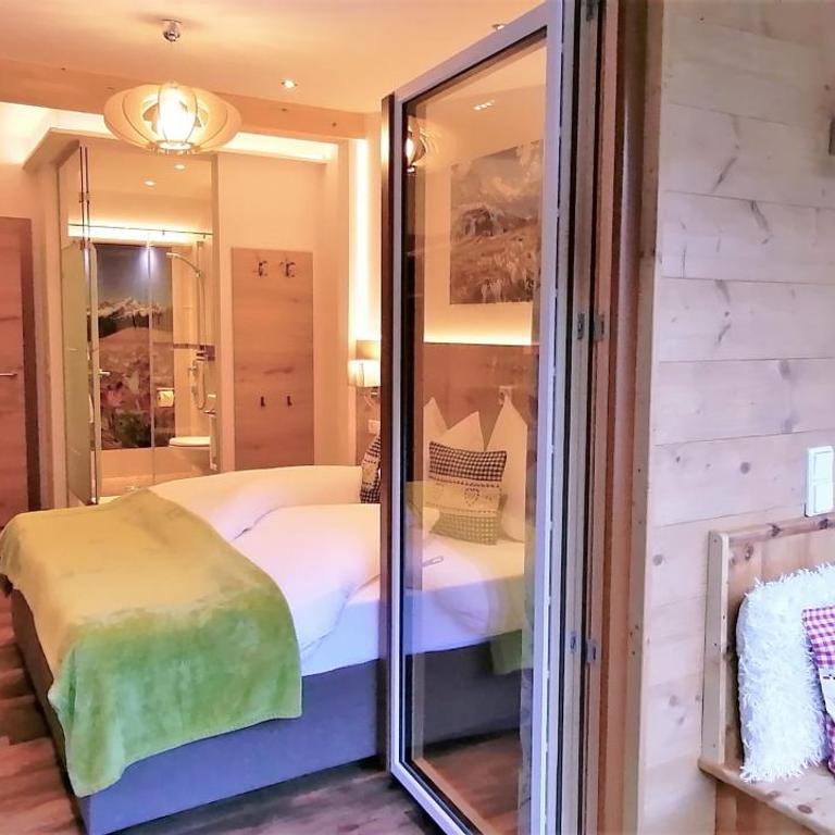 Heimat Apartments - Zillertal - Double Room with Private Bathroom - 3