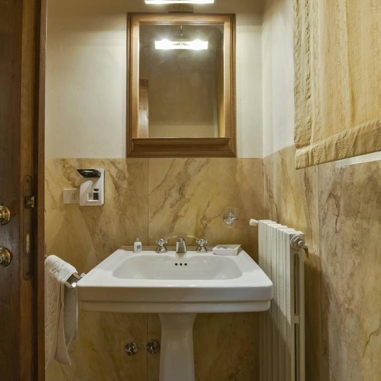 Raffaello apartment with fireplace in Oltrarno - Appartamento con 3 Camere da Letto - 31