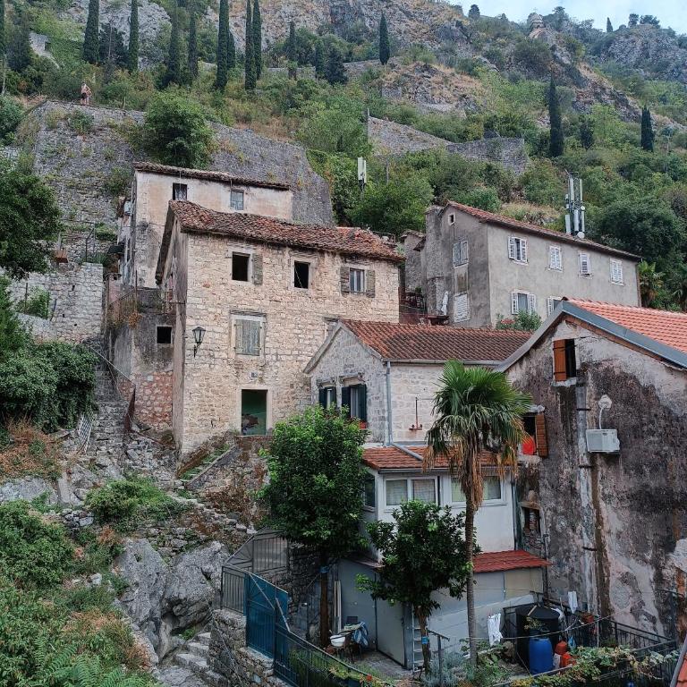 Guesthouse BiT Accommodation - Triple Room with Shared Bathroom - 15