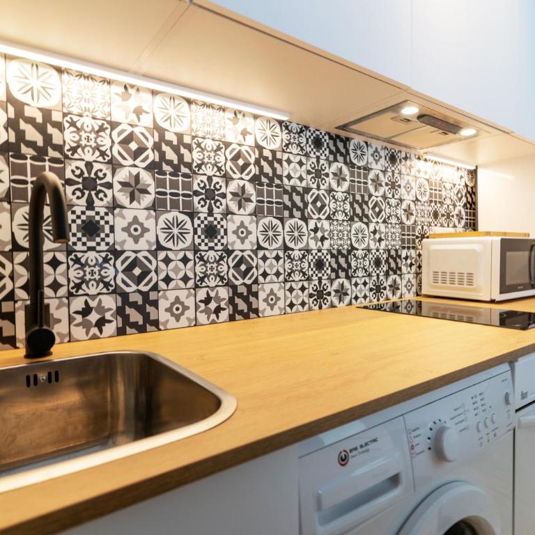 NUEVO a estrenar. Vistas al mar, terraza, ascensor - Apartamento de 1 dormitorio - 13