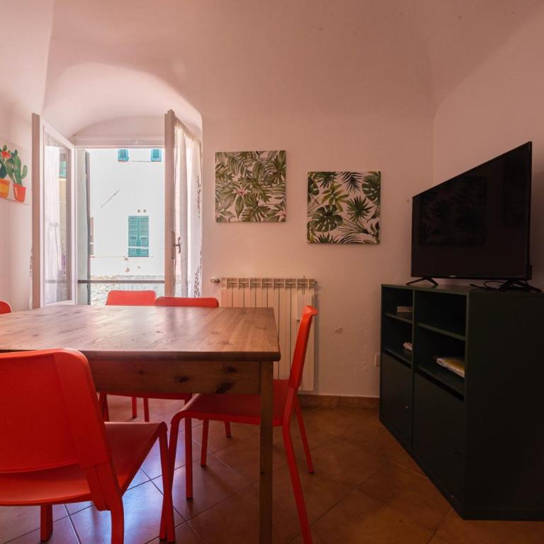 Il Nido di Arianna nel centro di Loano - Appartamento con 2 Camere da Letto - 2
