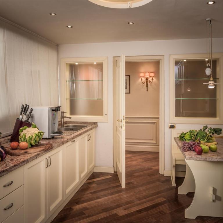 47Luxury Suites - Colosseo - Deluxe Apartment - 25