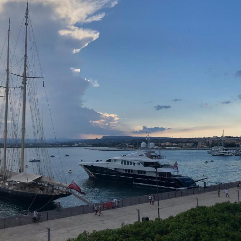 AliceA apartment in Siracusa - Appartamento con 2 Camere da Letto - 80